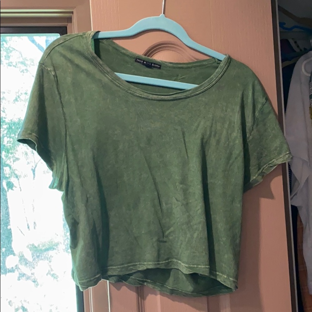 Green crop top